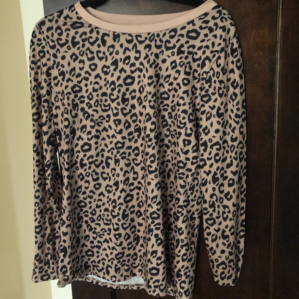 Leopard long sleeved top